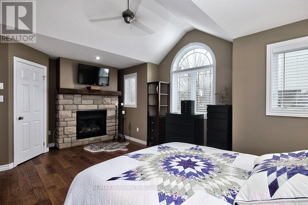 34 Davis Street, Collingwood, Ontario  L9Y 0C8 - Photo 33 - S12297779