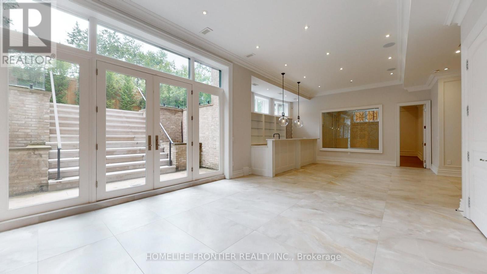 73 Lord Seaton Road, Toronto, Ontario  M2P 1K6 - Photo 25 - C12297628