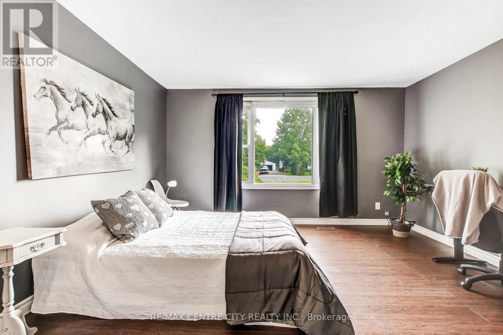 42508 Truman Line, Central Elgin, Ontario  N5P 3T1 - Photo 16 - X12297769
