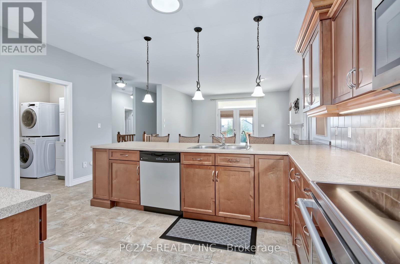 41 Park Place, Tillsonburg, Ontario  N4G 0B8 - Photo 10 - X12297775