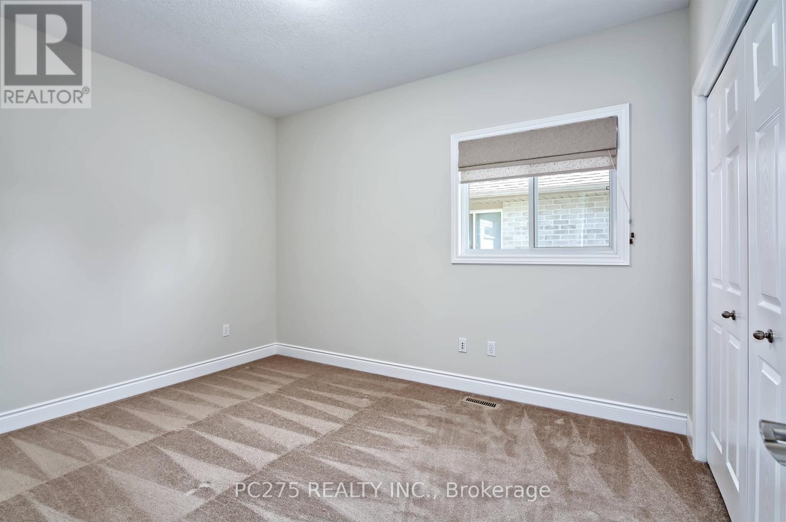 41 Park Place, Tillsonburg, Ontario  N4G 0B8 - Photo 16 - X12297775