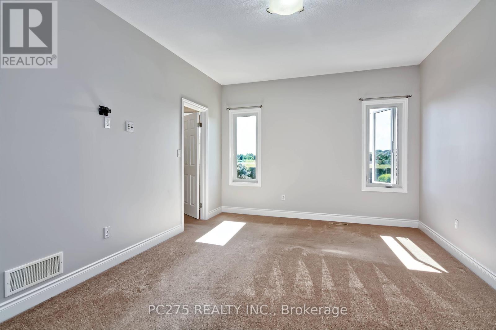 41 Park Place, Tillsonburg, Ontario  N4G 0B8 - Photo 18 - X12297775