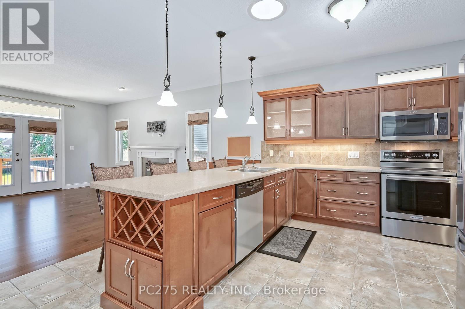 41 Park Place, Tillsonburg, Ontario  N4G 0B8 - Photo 8 - X12297775