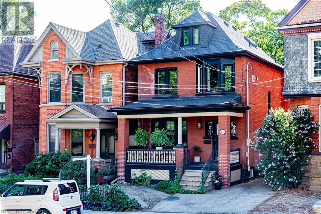 Property at 150 CAROLINE Street S image 1