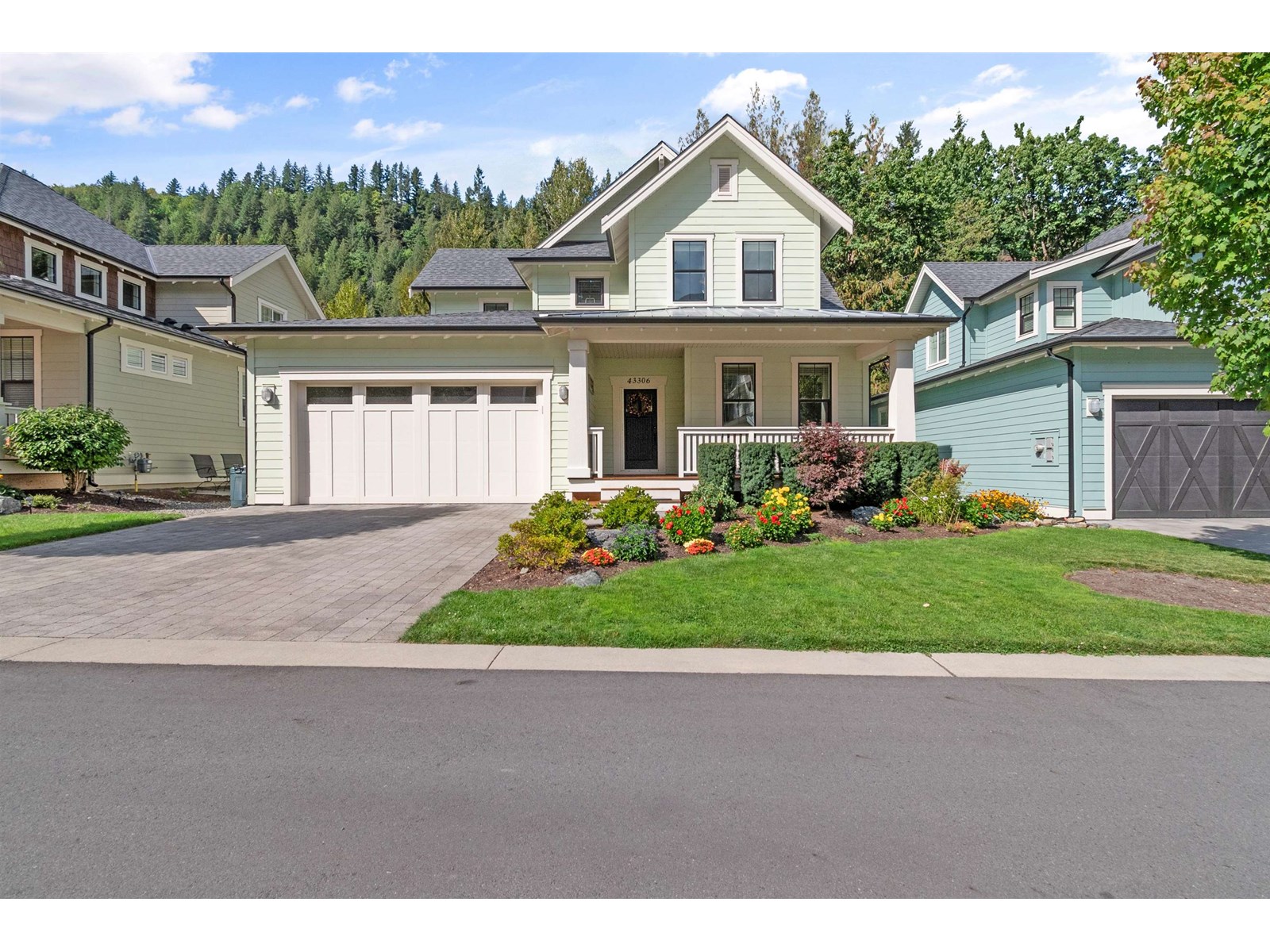 Property at 43306 CREEKSIDE CIRCLE image 1