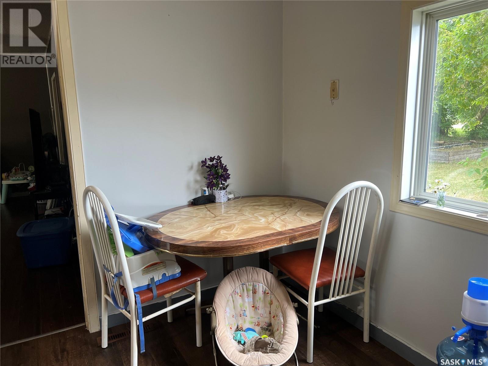 335 1st Avenue E, Porcupine Plain, Saskatchewan  S0E 1H0 - Photo 8 - SK009654