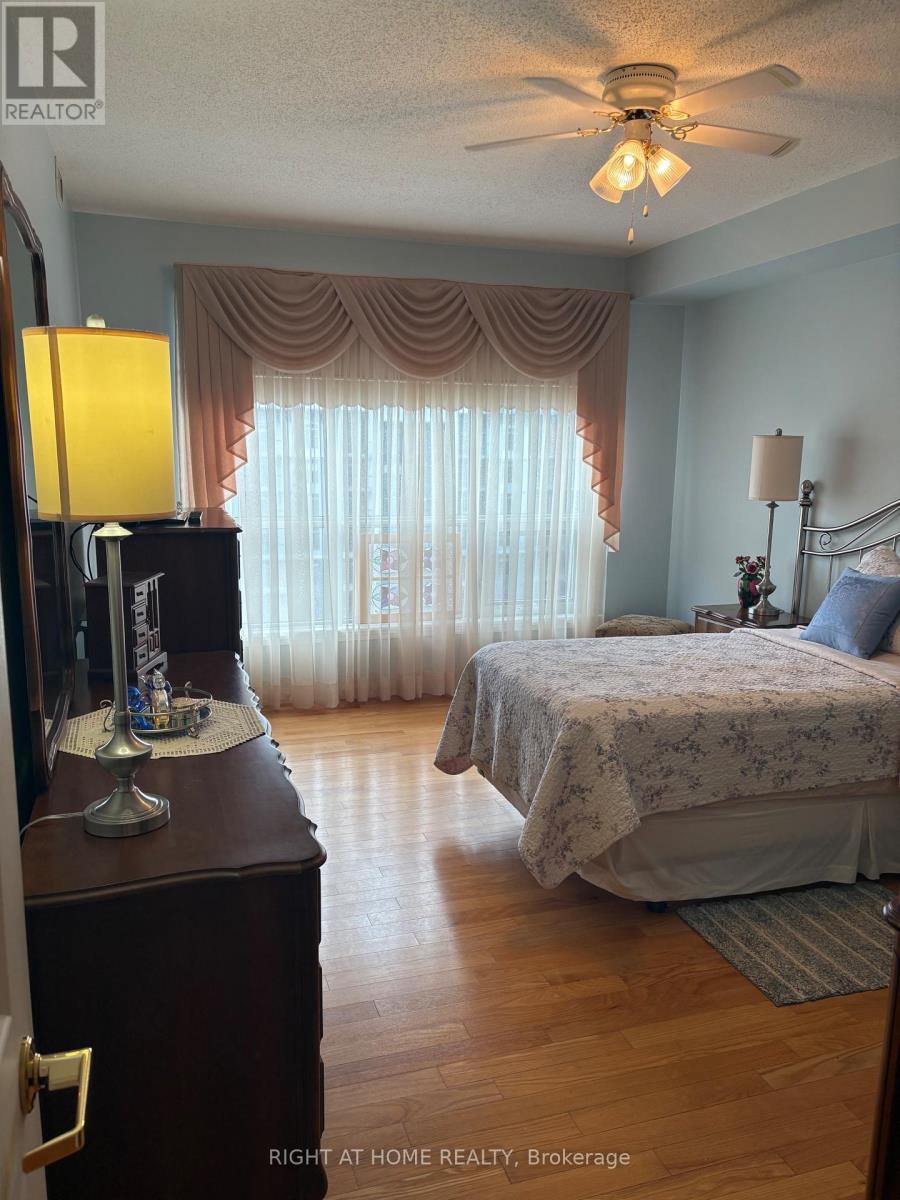 506 - 90 Dean Avenue, Barrie, Ontario  L4N 0M3 - Photo 37 - S12297583