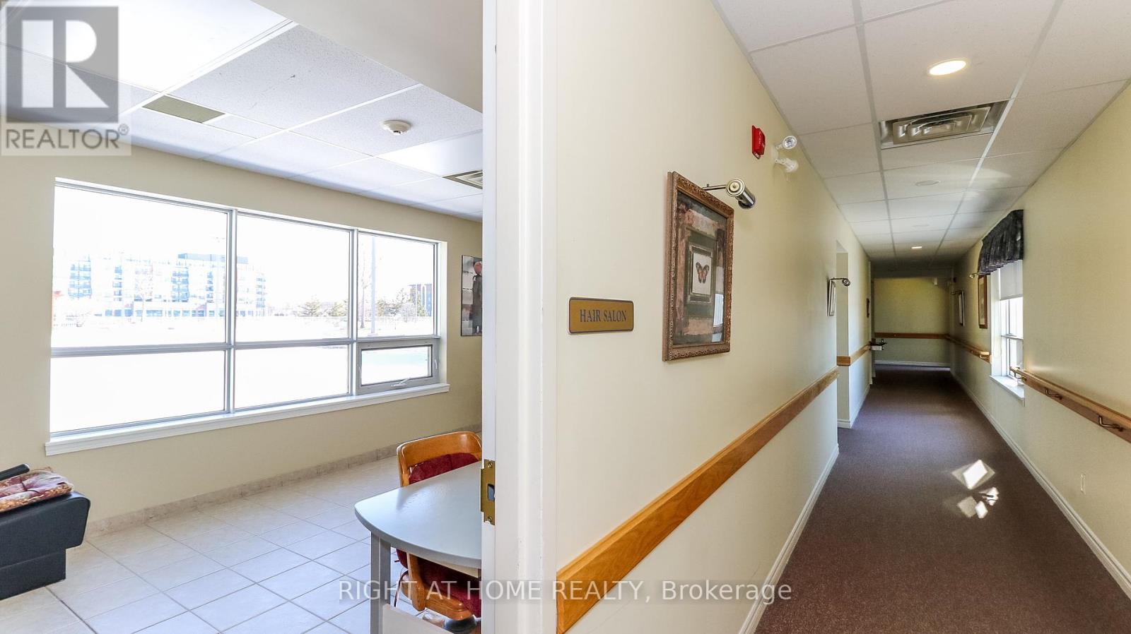 506 - 90 Dean Avenue, Barrie, Ontario  L4N 0M3 - Photo 8 - S12297583