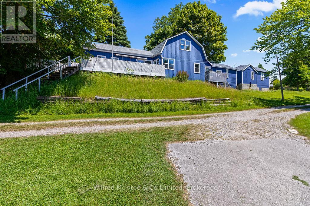 121 South Rankin Street, Saugeen Shores, Ontario  N0H 2L0 - Photo 11 - X12104873