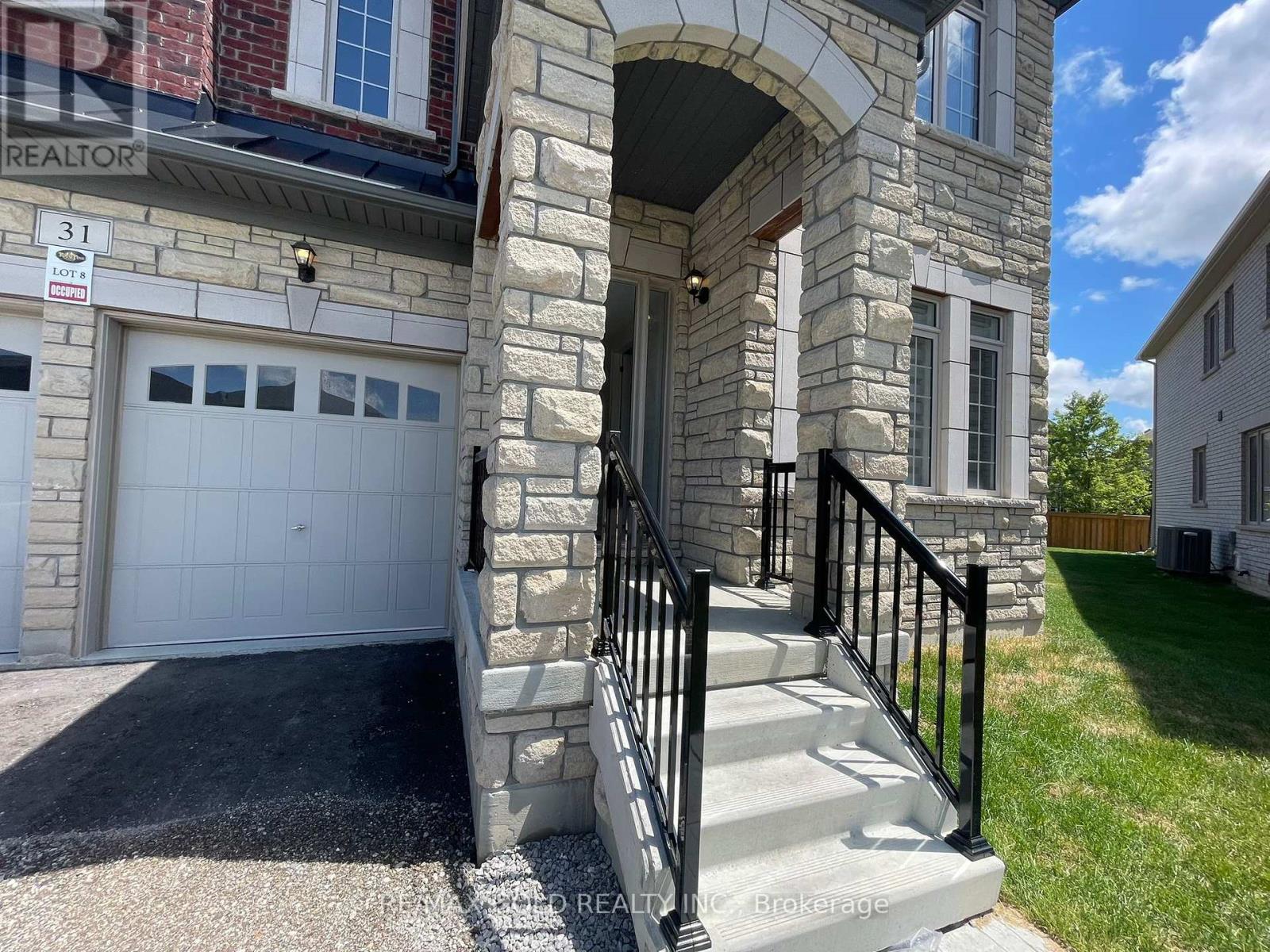 31 DOLOMITE DRIVE, Brampton, Ontario