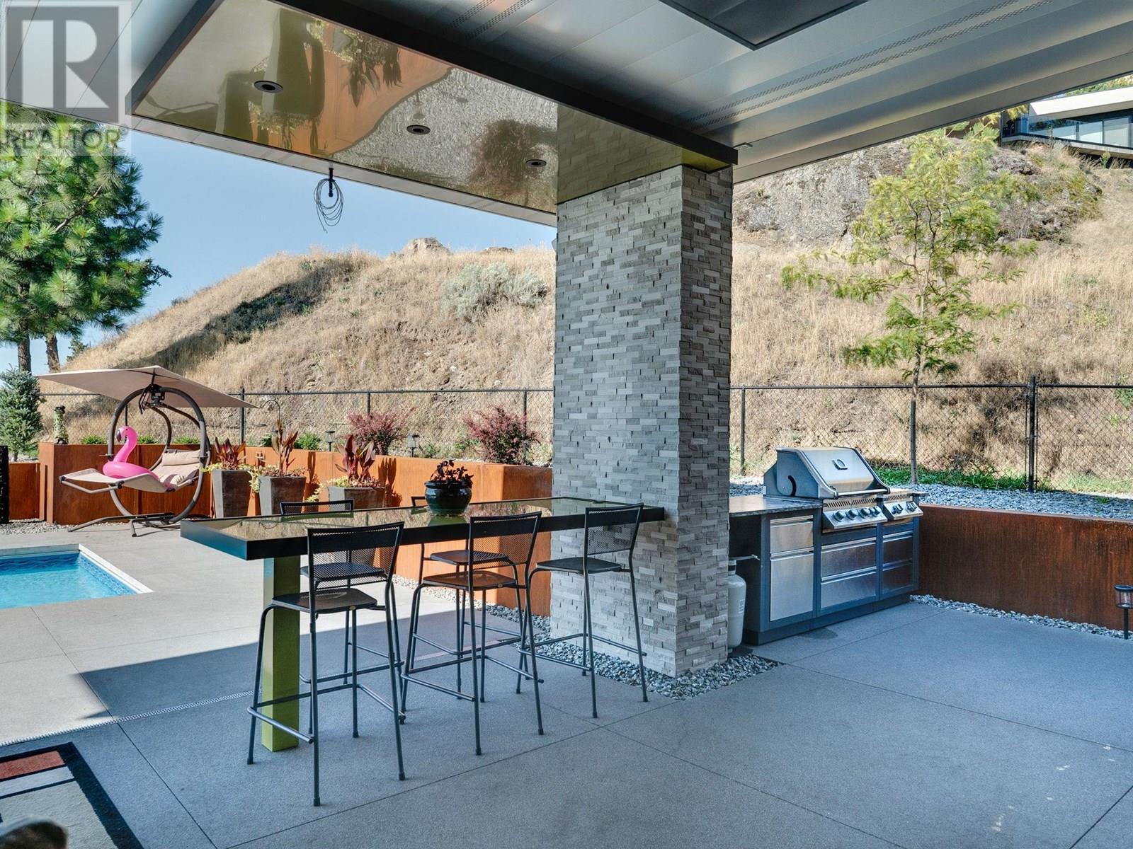 722 Highpointe Place, Kelowna, British Columbia  V1V 2Y3 - Photo 42 - 10356448