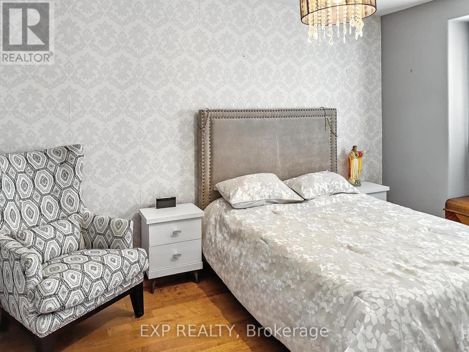 66 Fall Fair Way, Hamilton, Ontario  L0R 1C0 - Photo 16 - X12297545