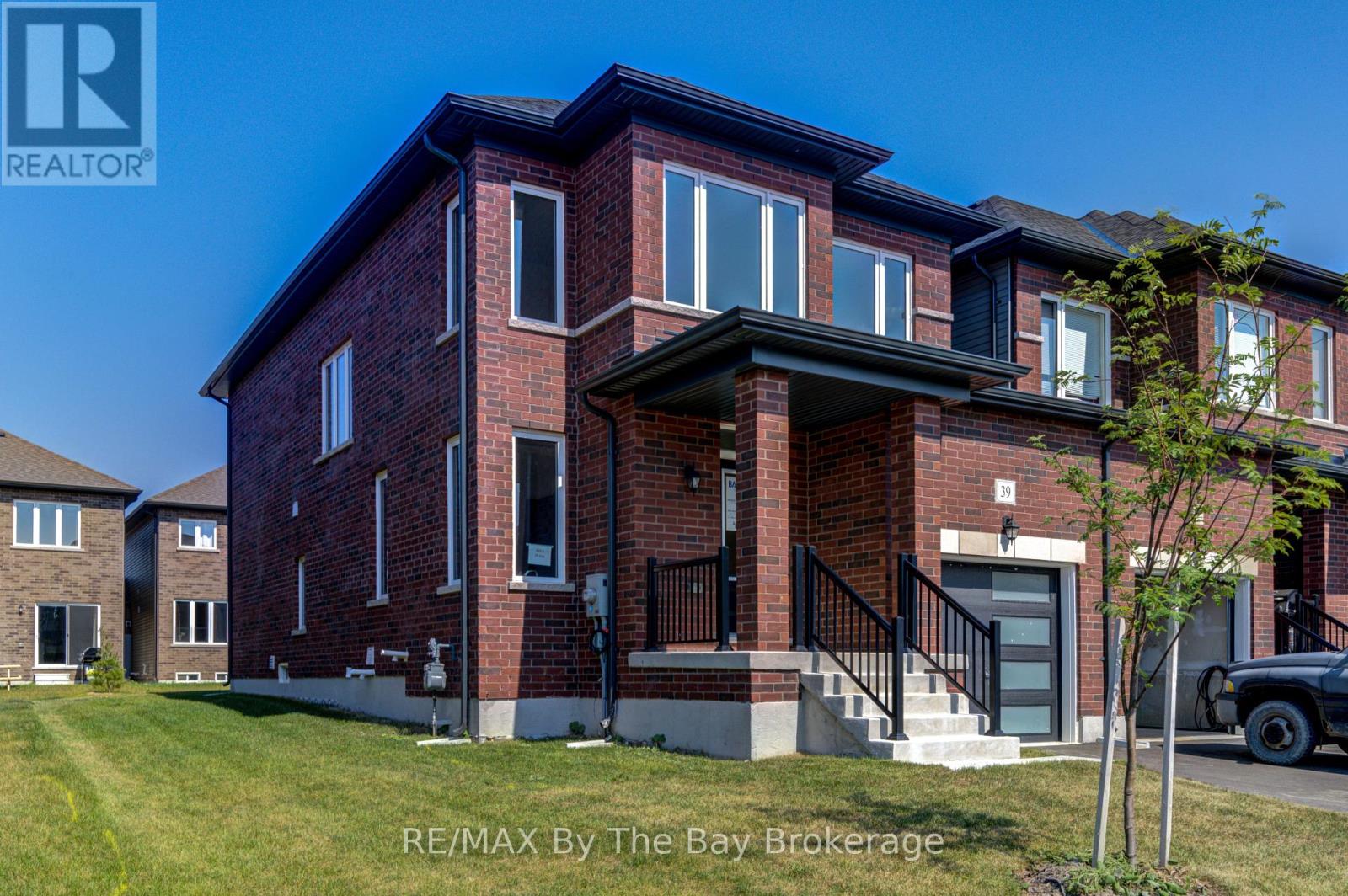 39 LISA STREET, Wasaga Beach, Ontario