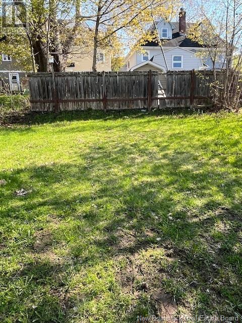 Property at 498 Victoria Street image 3