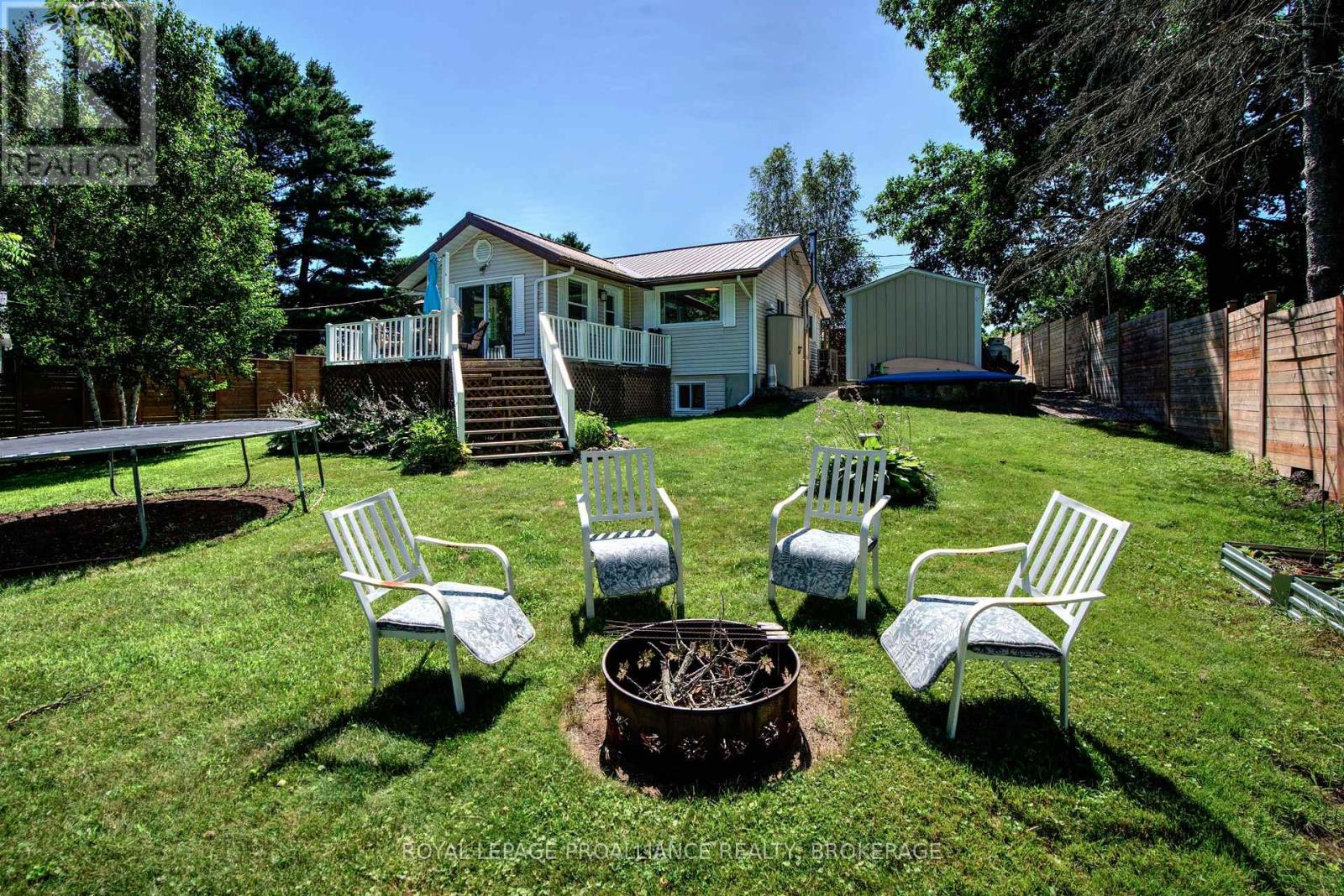 42 REBECCA LANE, Westport, Ontario