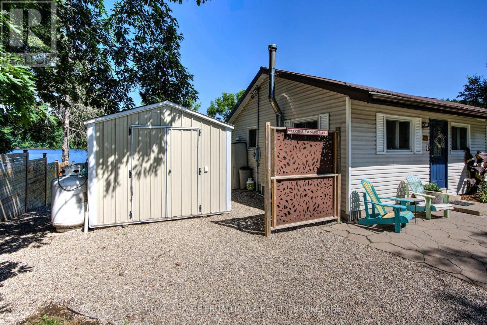 42 Rebecca Lane, Westport, Ontario  K0G 1X0 - Photo 10 - X12297799