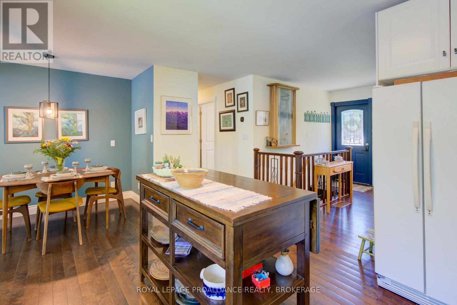 42 Rebecca Lane, Westport, Ontario  K0G 1X0 - Photo 18 - X12297799