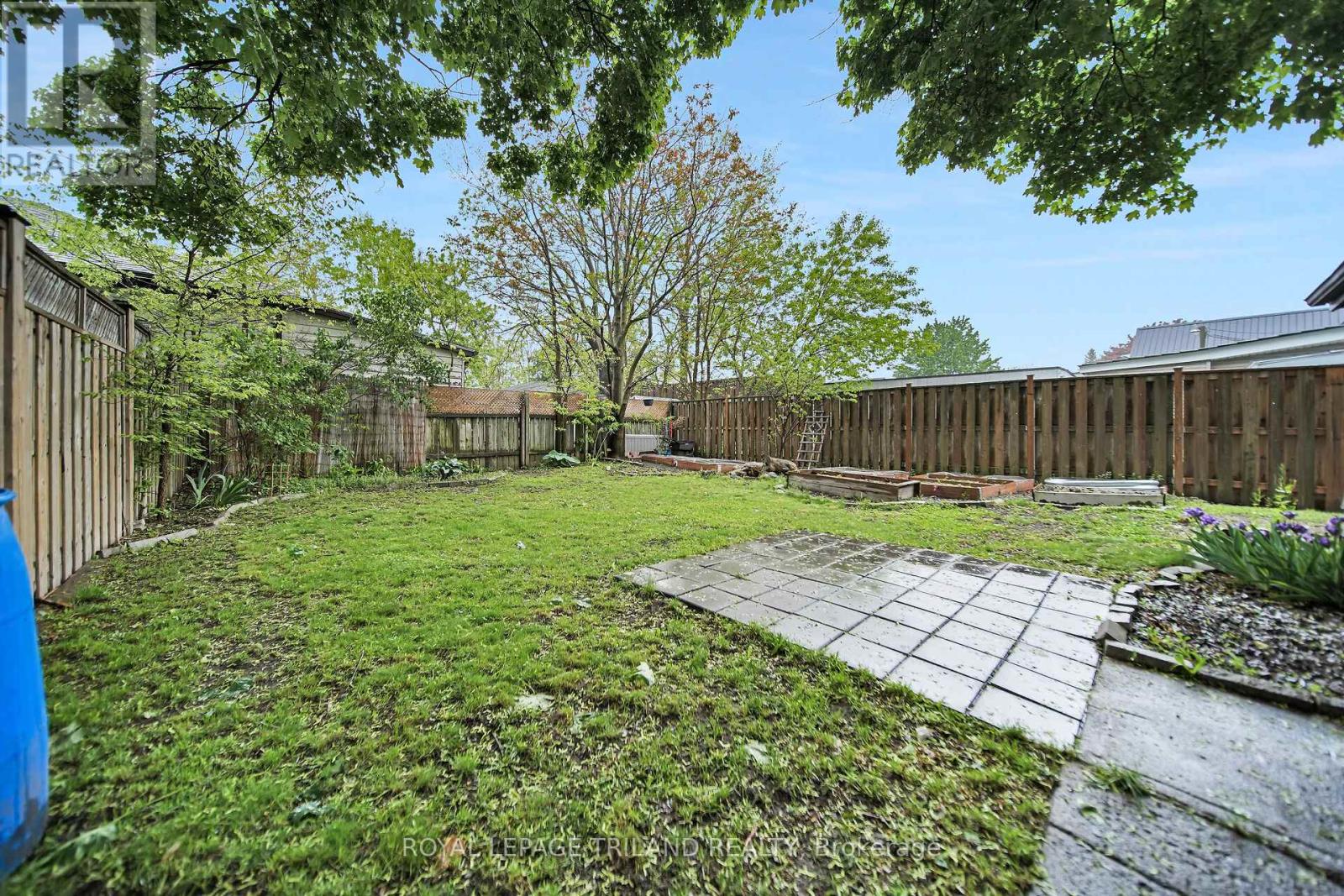 Property at 789 LITTLE HILL STREET image 5