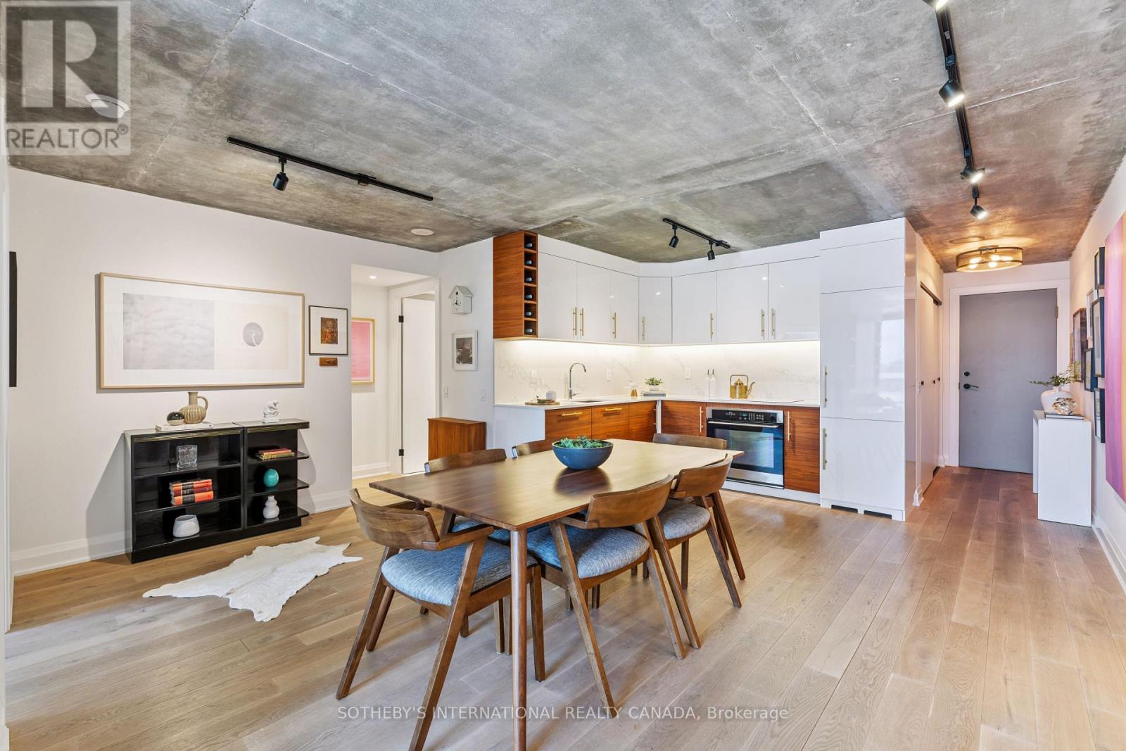 1011 - 152 St Patrick Street, Toronto, Ontario  M5T 3J9 - Photo 12 - C12297674