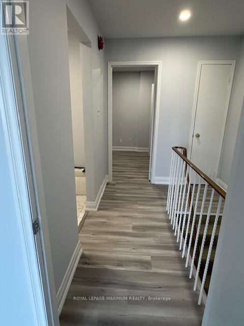 Upper - 1537 Dundas Street W, Toronto (Little Portugal), Ontario  M6J 1Y7 - Photo 6 - C12297696