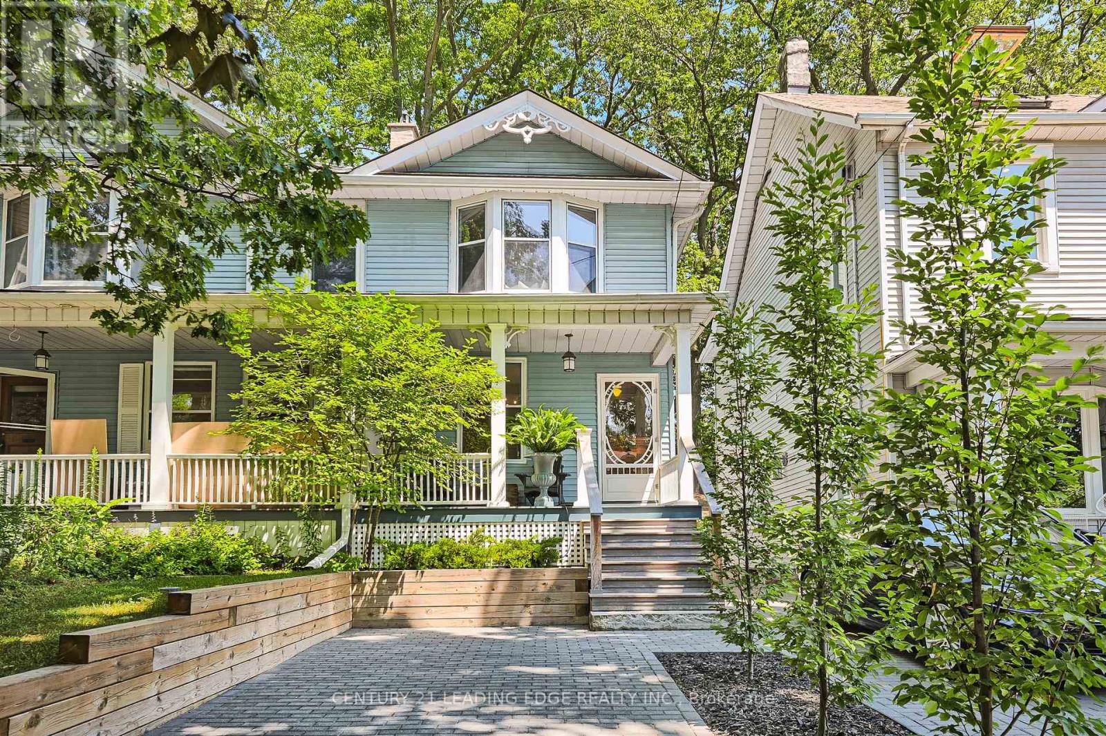 Property at 101 SILVER BIRCH AVENUE image 1