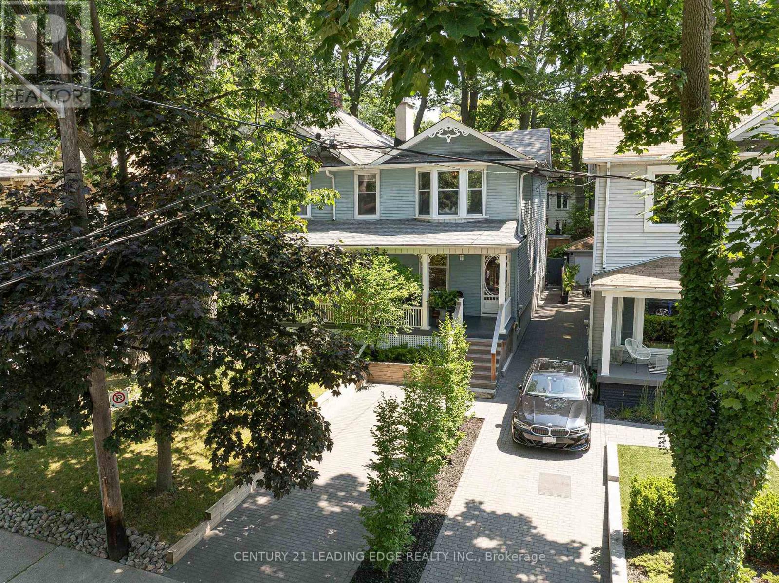 Property at 101 SILVER BIRCH AVENUE image 2