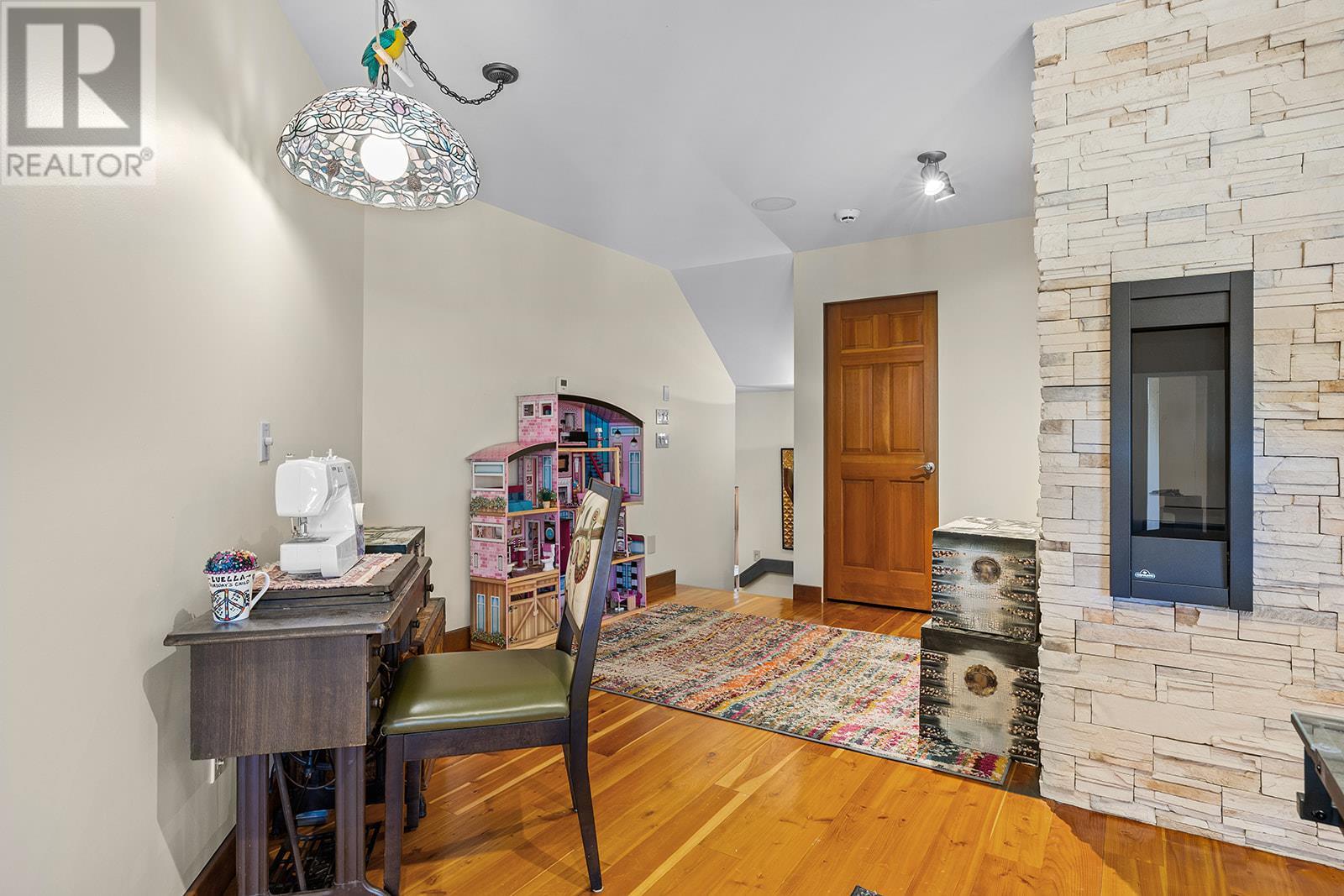 1682 Larkridge Court, Kelowna, British Columbia  V1W 4N5 - Photo 41 - 10356471
