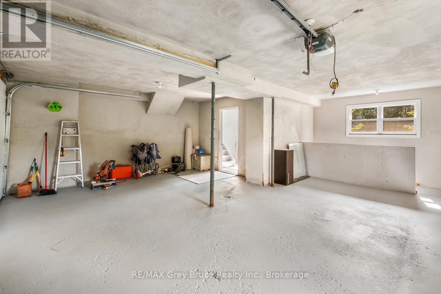 887 Nodwell Court, Saugeen Shores, Ontario  N0H 2C4 - Photo 23 - X12292998