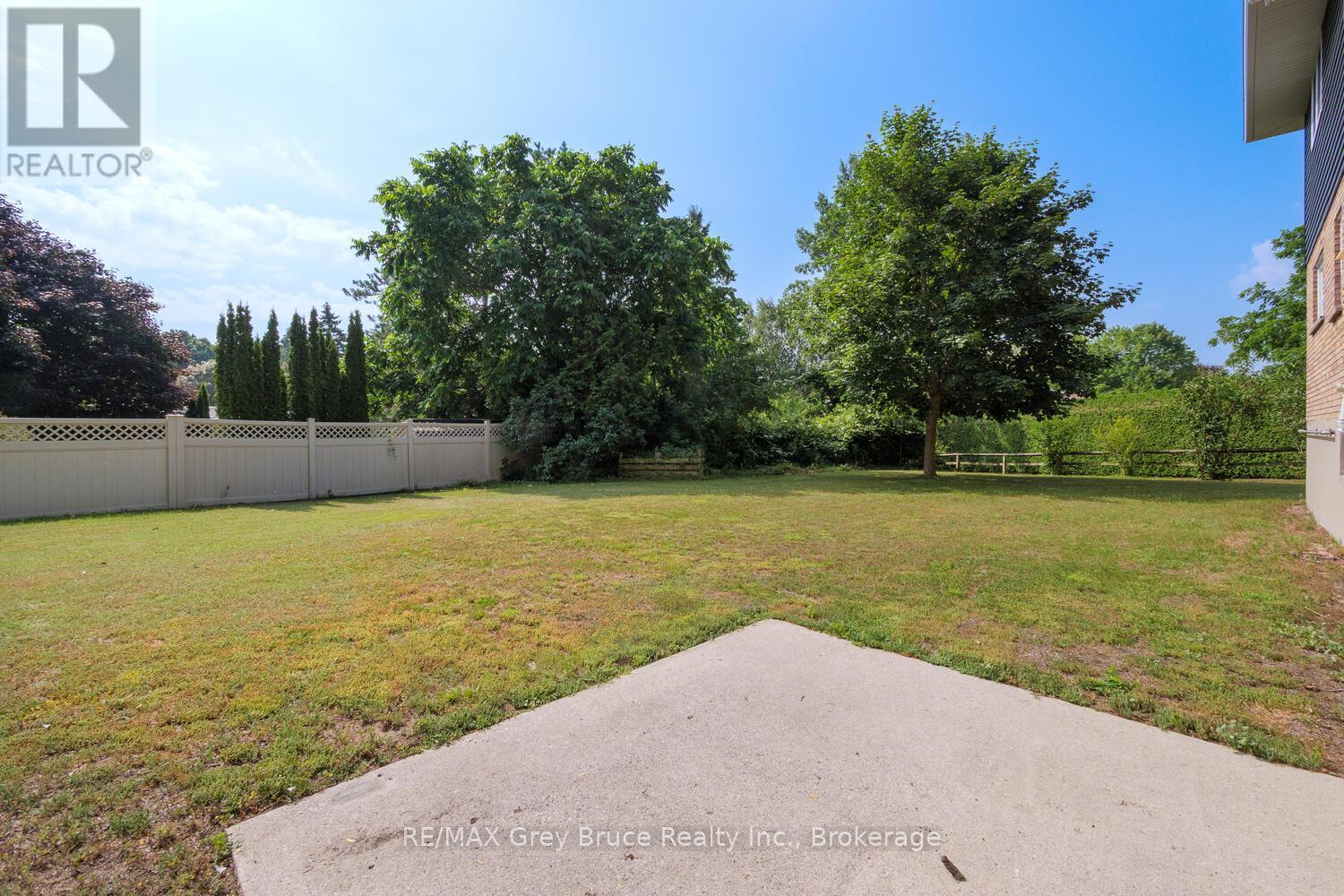 887 Nodwell Court, Saugeen Shores, Ontario  N0H 2C4 - Photo 21 - X12292998