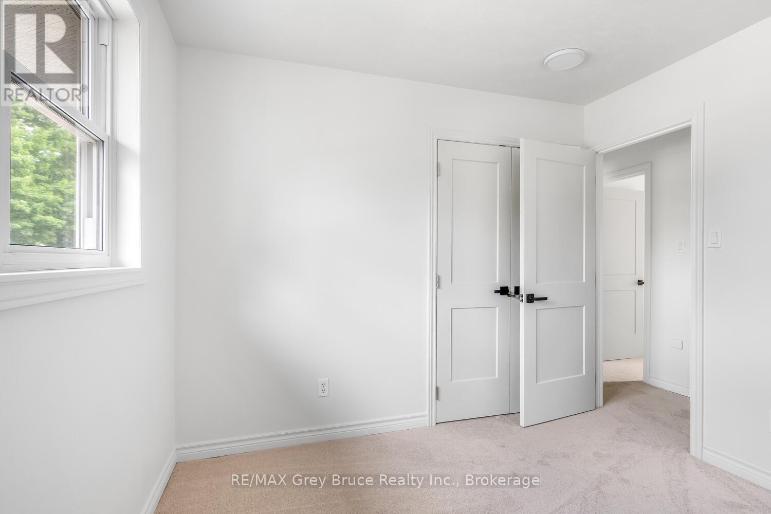 887 Nodwell Court, Saugeen Shores, Ontario  N0H 2C4 - Photo 28 - X12292998