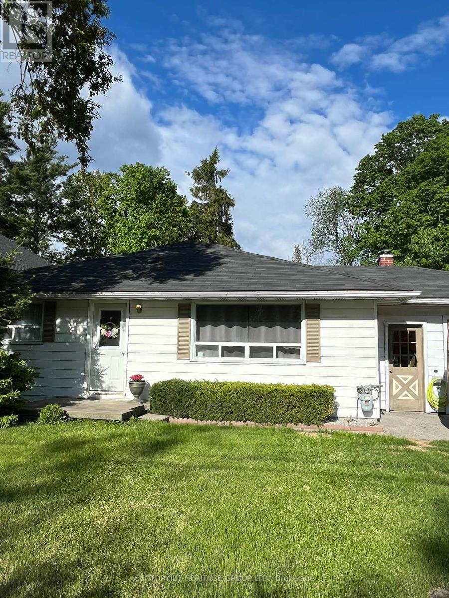 Property at 2047 INGLEWOOD DRIVE image 3