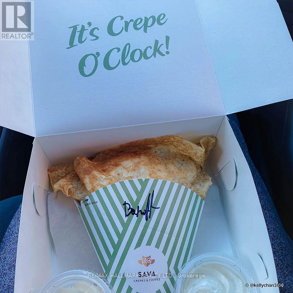 221 Roncesvalles Avenue, Toronto (Roncesvalles), Ontario  M6R 2L6 - Photo 6 - W12297761