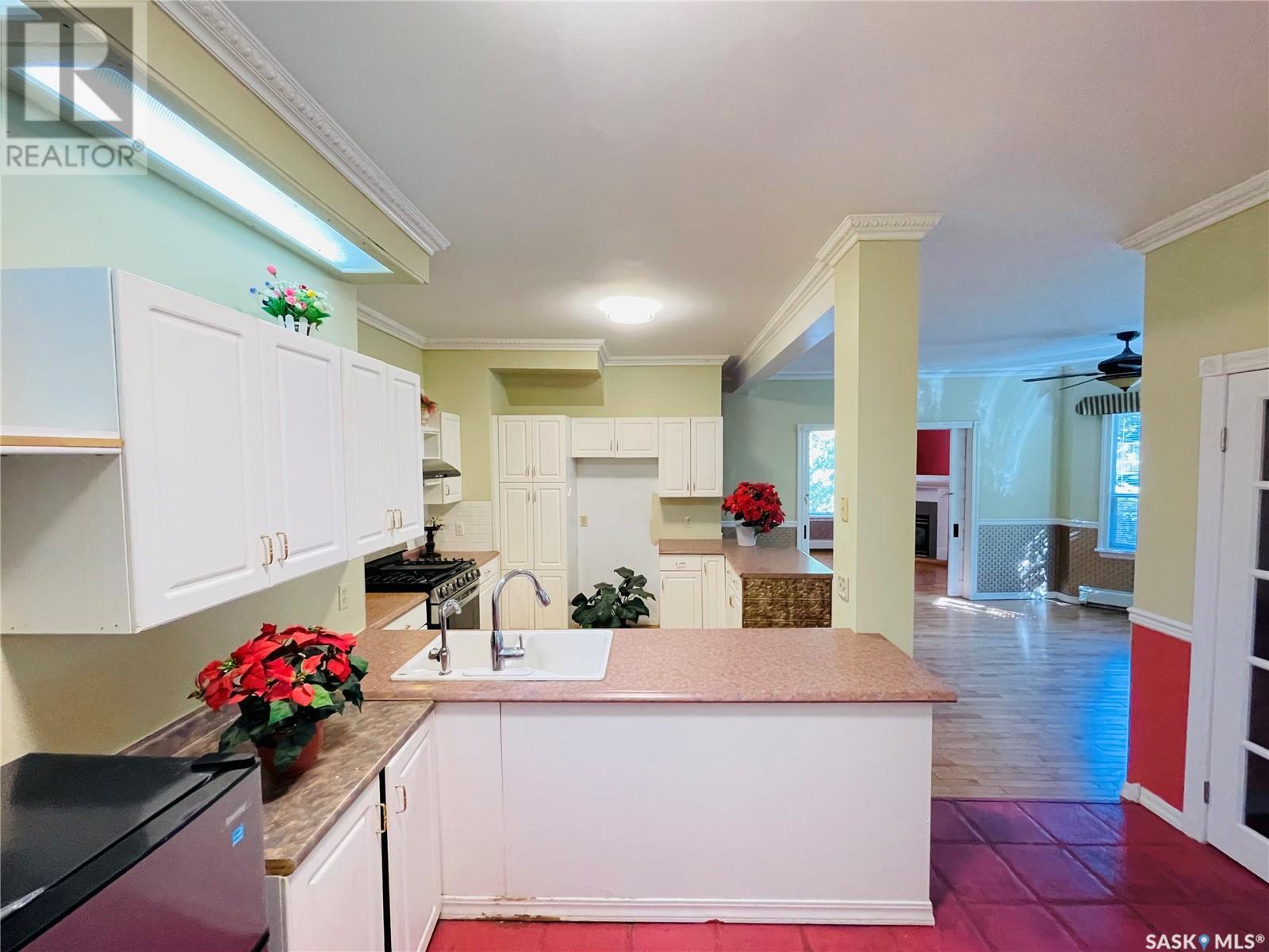 2230 Rose Street, Regina, Saskatchewan  S4R 2A6 - Photo 7 - SK013085