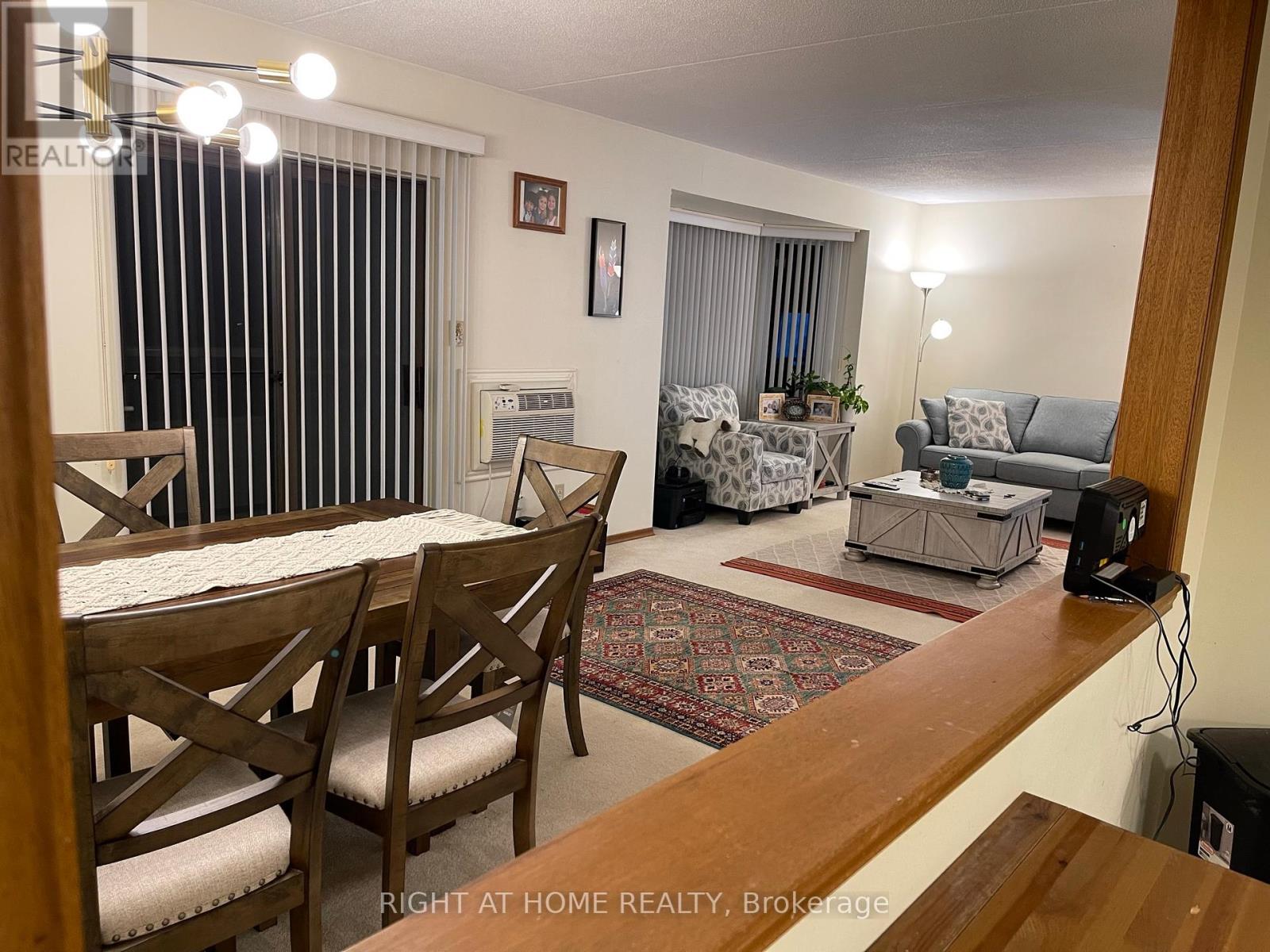 101 - 401 Erb Street W, Waterloo, Ontario  N2L 1W7 - Photo 12 - X12297649