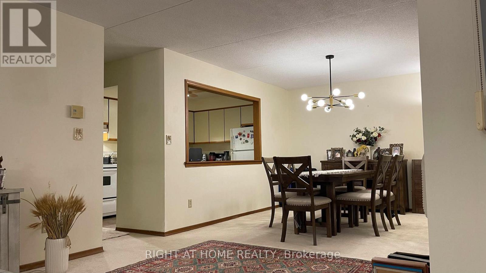 101 - 401 Erb Street W, Waterloo, Ontario  N2L 1W7 - Photo 14 - X12297649