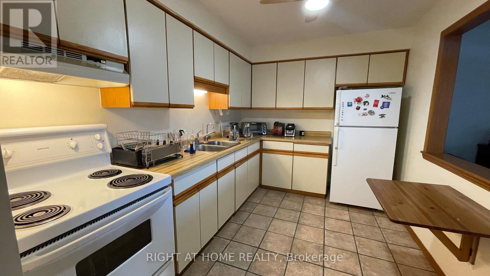 101 - 401 Erb Street W, Waterloo, Ontario  N2L 1W7 - Photo 18 - X12297649