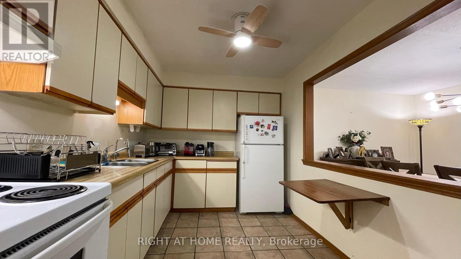 101 - 401 Erb Street W, Waterloo, Ontario  N2L 1W7 - Photo 19 - X12297649