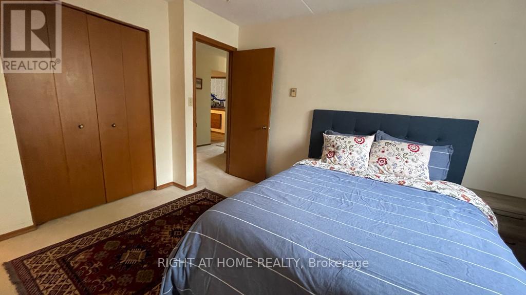 101 - 401 Erb Street W, Waterloo, Ontario  N2L 1W7 - Photo 7 - X12297649