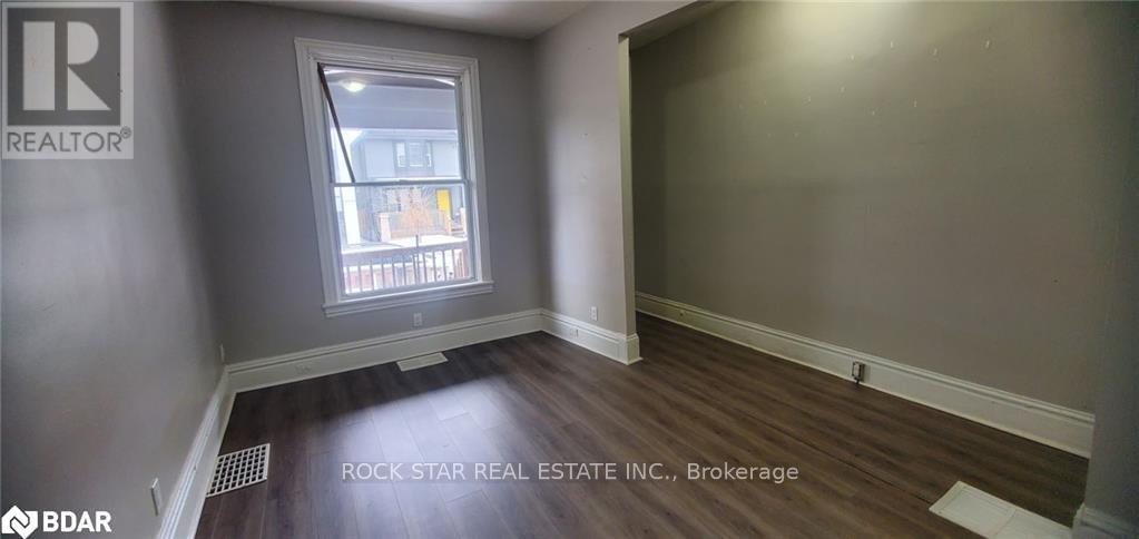 Property at 73 CATHCART STREET image 4
