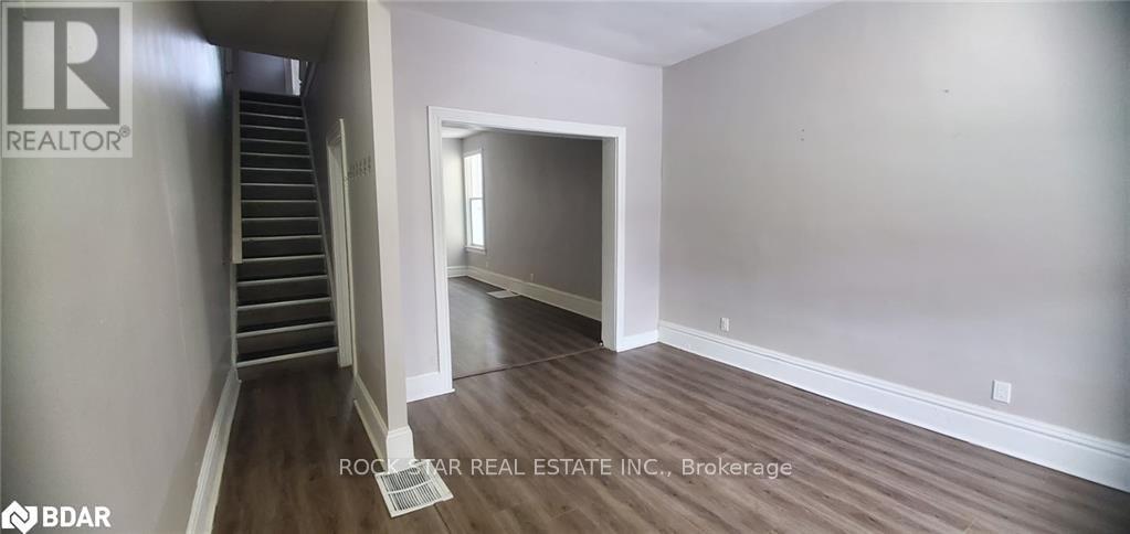 Property at 73 CATHCART STREET image 5