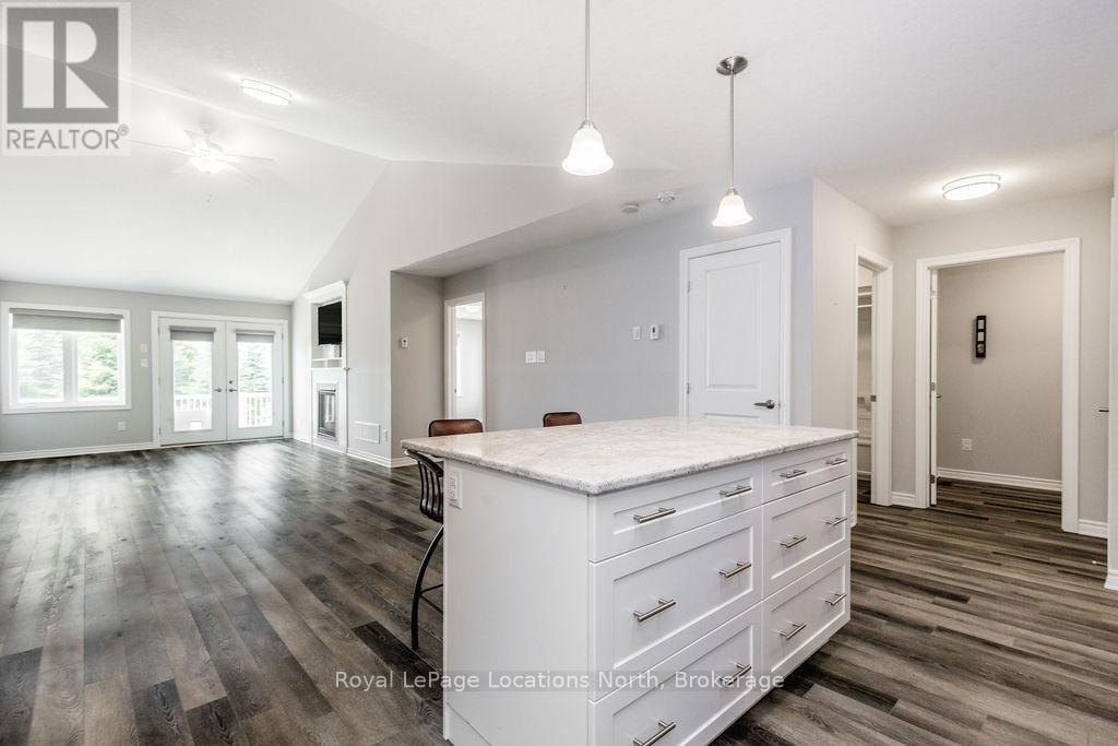 26 Ivy Crescent, Wasaga Beach, Ontario  L9Z 0H8 - Photo 7 - S12297984