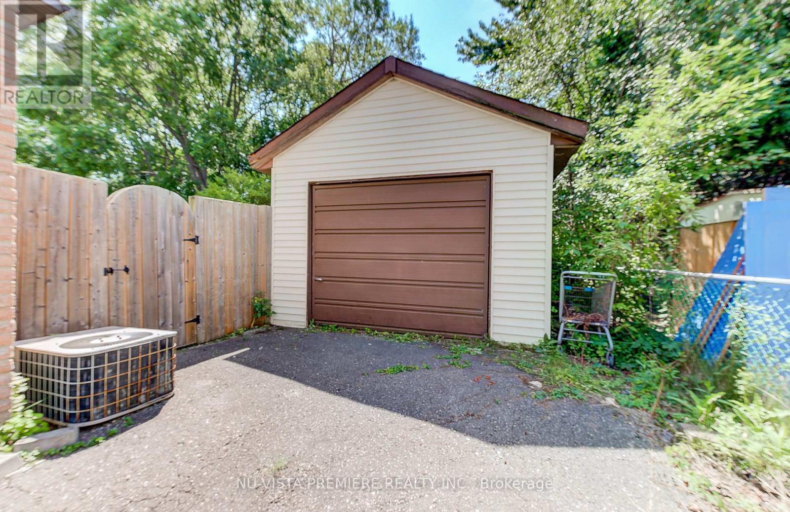 Property at 41 INVERARY ROAD image 4