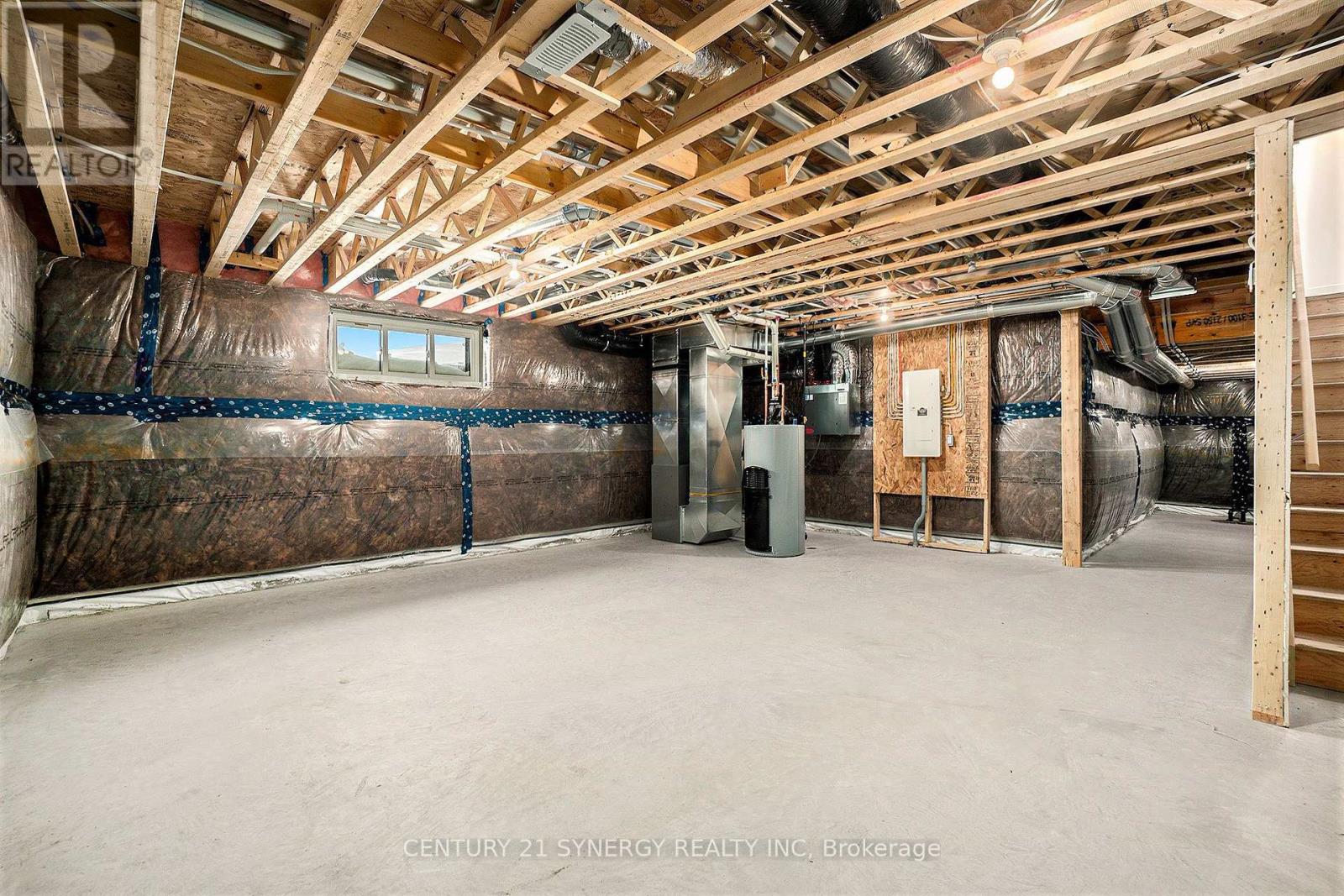 77 Villeneuve Street, North Stormont, Ontario  K0C 1W0 - Photo 31 - X12297924