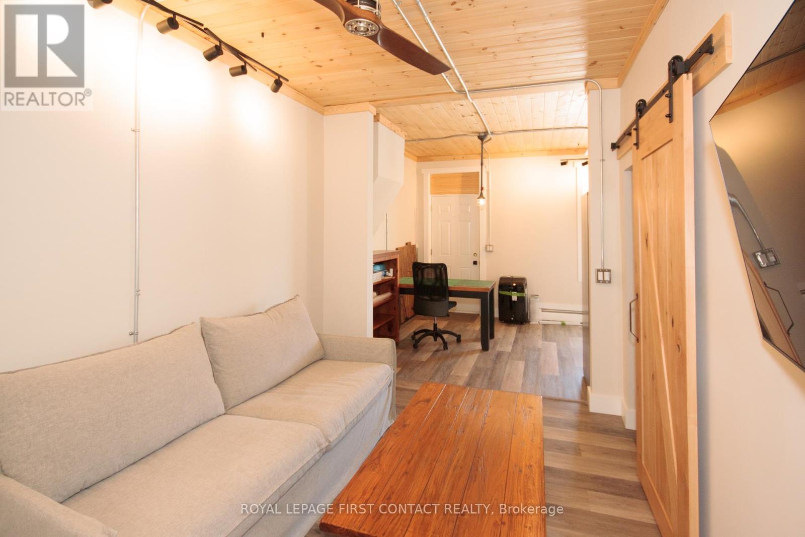2 - 19 Peter Street S, Orillia, Ontario  L3V 5A8 - Photo 7 - S12270976