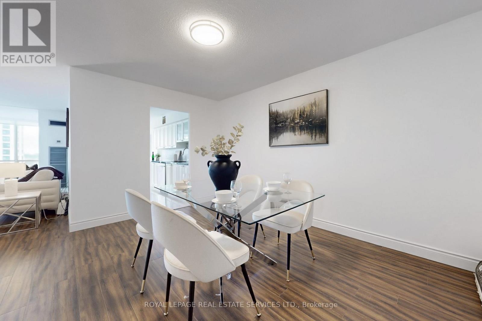 1004 - 1300 Islington Avenue, Toronto, Ontario  M9A 5C4 - Photo 11 - W12294237