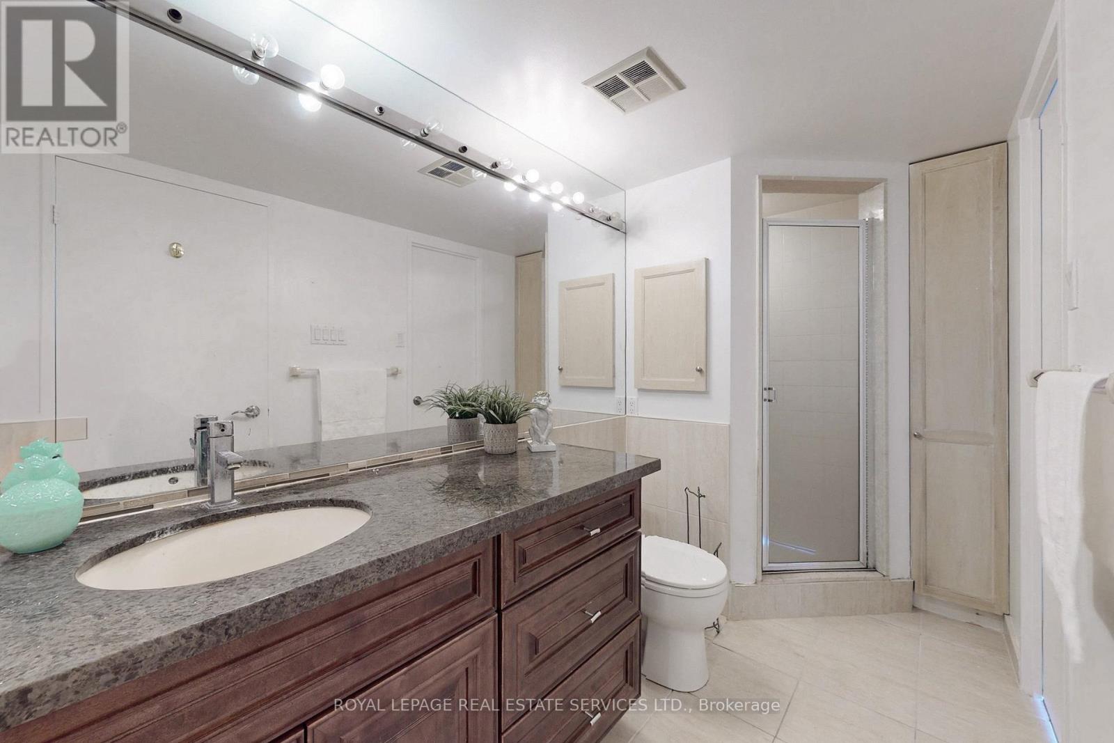 1004 - 1300 Islington Avenue, Toronto, Ontario  M9A 5C4 - Photo 26 - W12294237