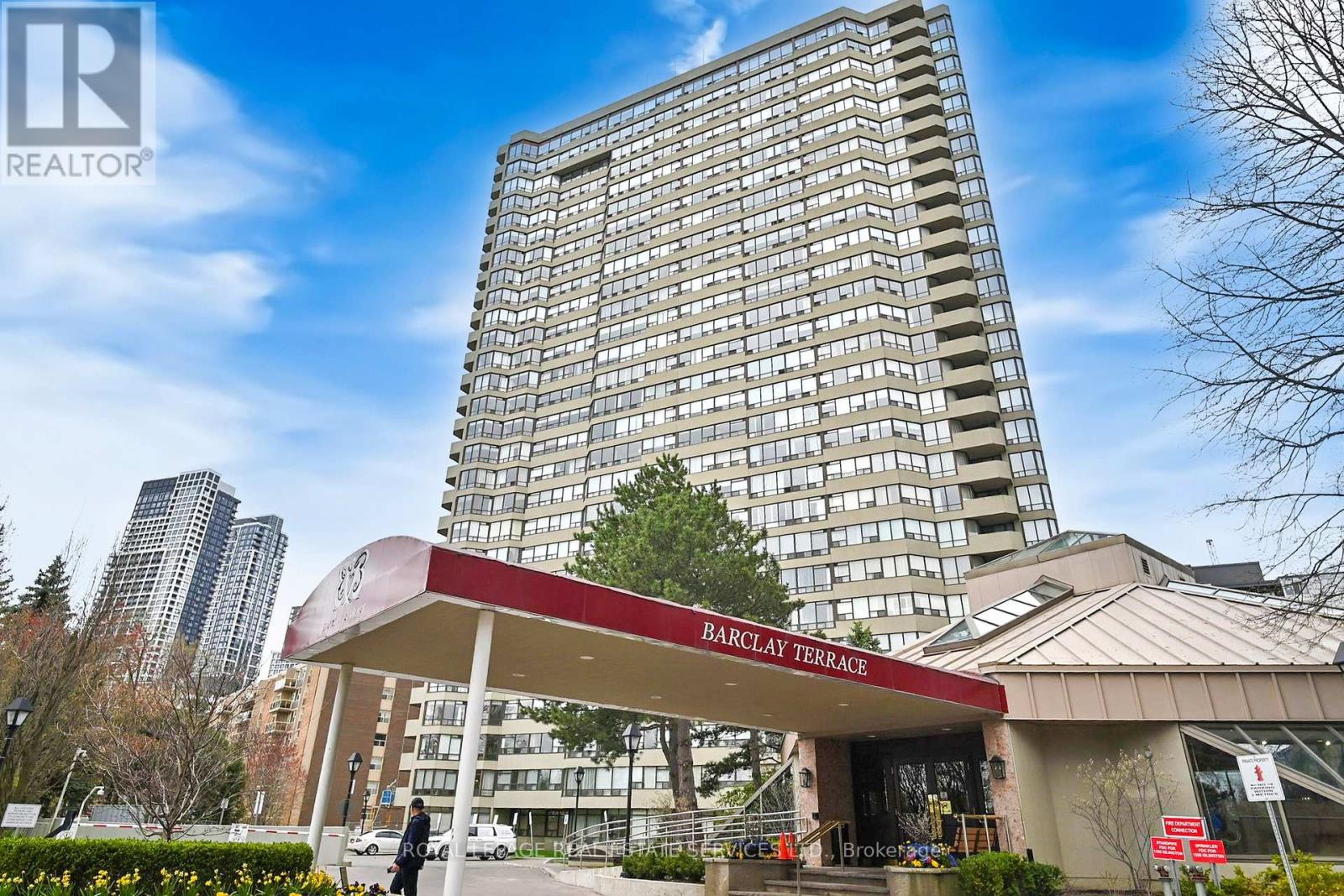 1004 - 1300 Islington Avenue, Toronto, Ontario  M9A 5C4 - Photo 36 - W12294237