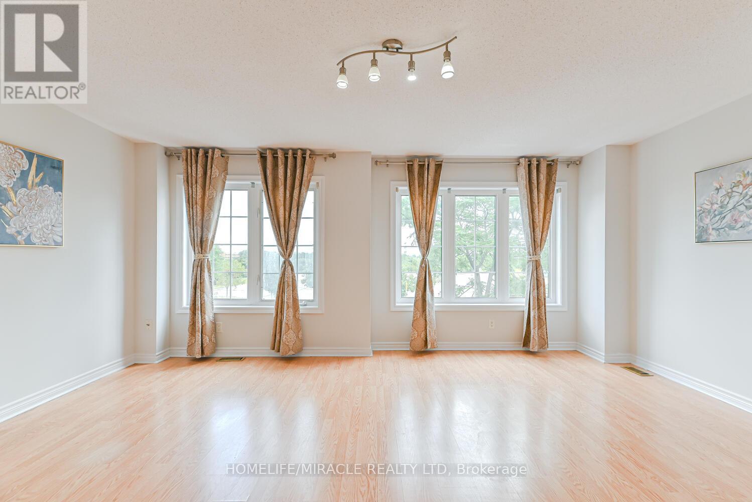 40 Janda Court, Toronto, Ontario  M9W 0A5 - Photo 12 - W12297810