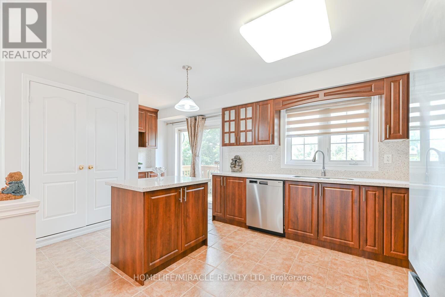 40 Janda Court, Toronto, Ontario  M9W 0A5 - Photo 25 - W12297810