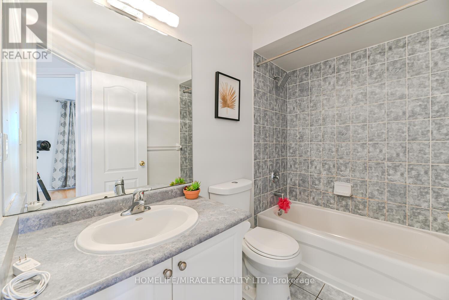 40 Janda Court, Toronto, Ontario  M9W 0A5 - Photo 44 - W12297810